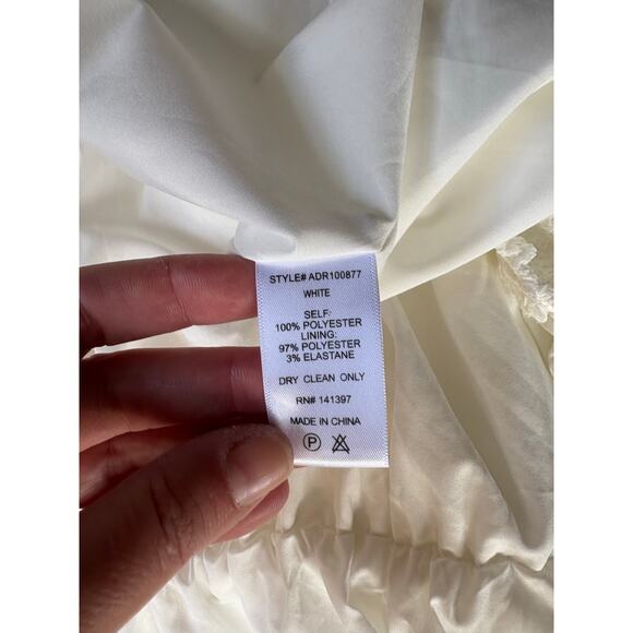 ASTR the Label White Gauze Puff Sleeved Tiered Lined Midi Dress - XS - Picture 7 of 8